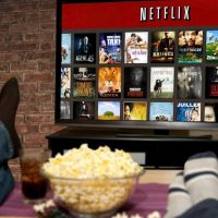 Verdringen Spotify en Netflix de bioscoop, bibliotheek en concertzaal?